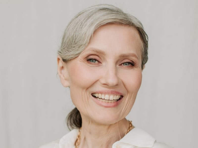 diferen&ccedil;a entre protese e implante dentario